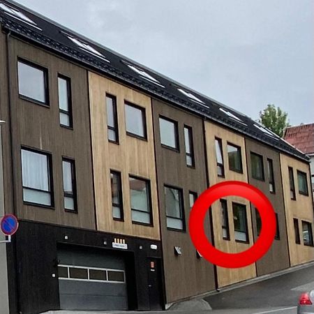 New Central Apartment In Тромсё Экстерьер фото
