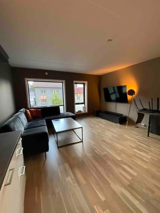 New Central Apartment In Тромсё Экстерьер фото